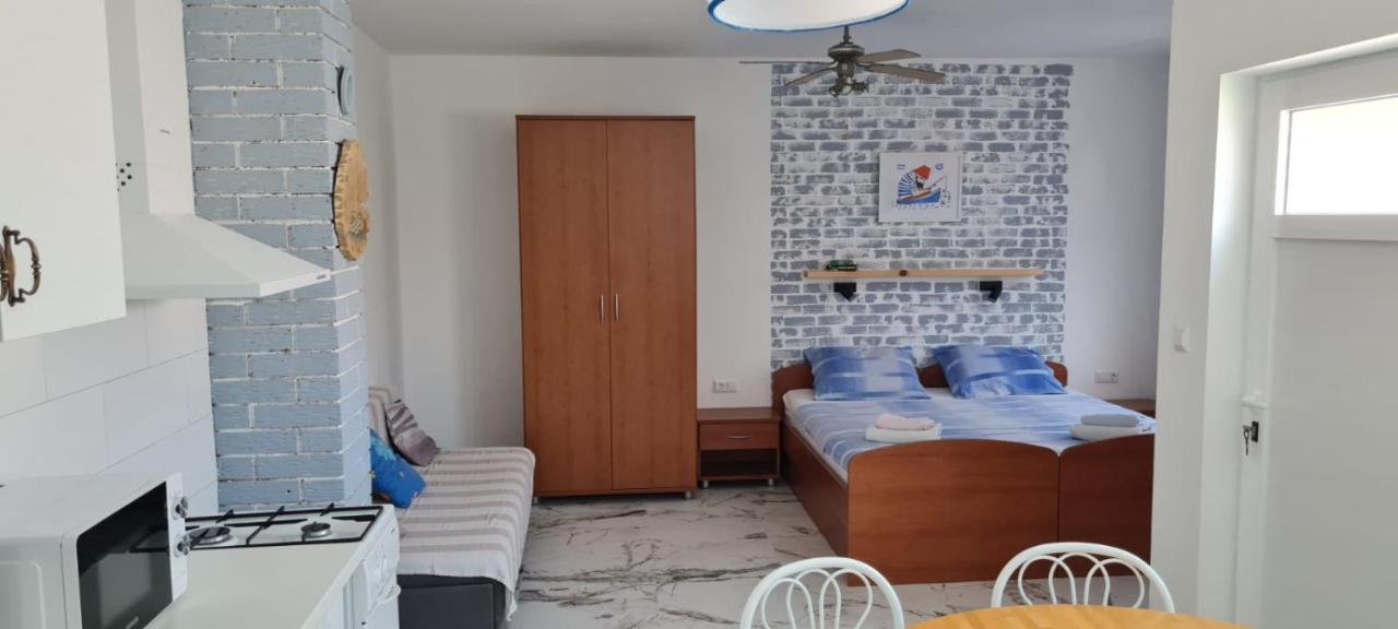 Apartmani Centar Seline Paklenica 外观 照片
