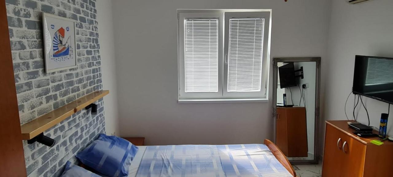 Apartmani Centar Seline Paklenica 外观 照片