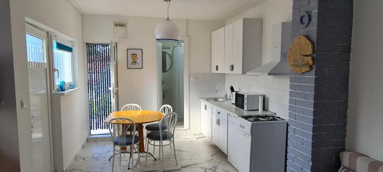Apartmani Centar Seline Paklenica 外观 照片